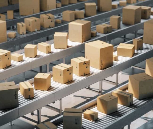 Boxes-On-Conveyor-Belt