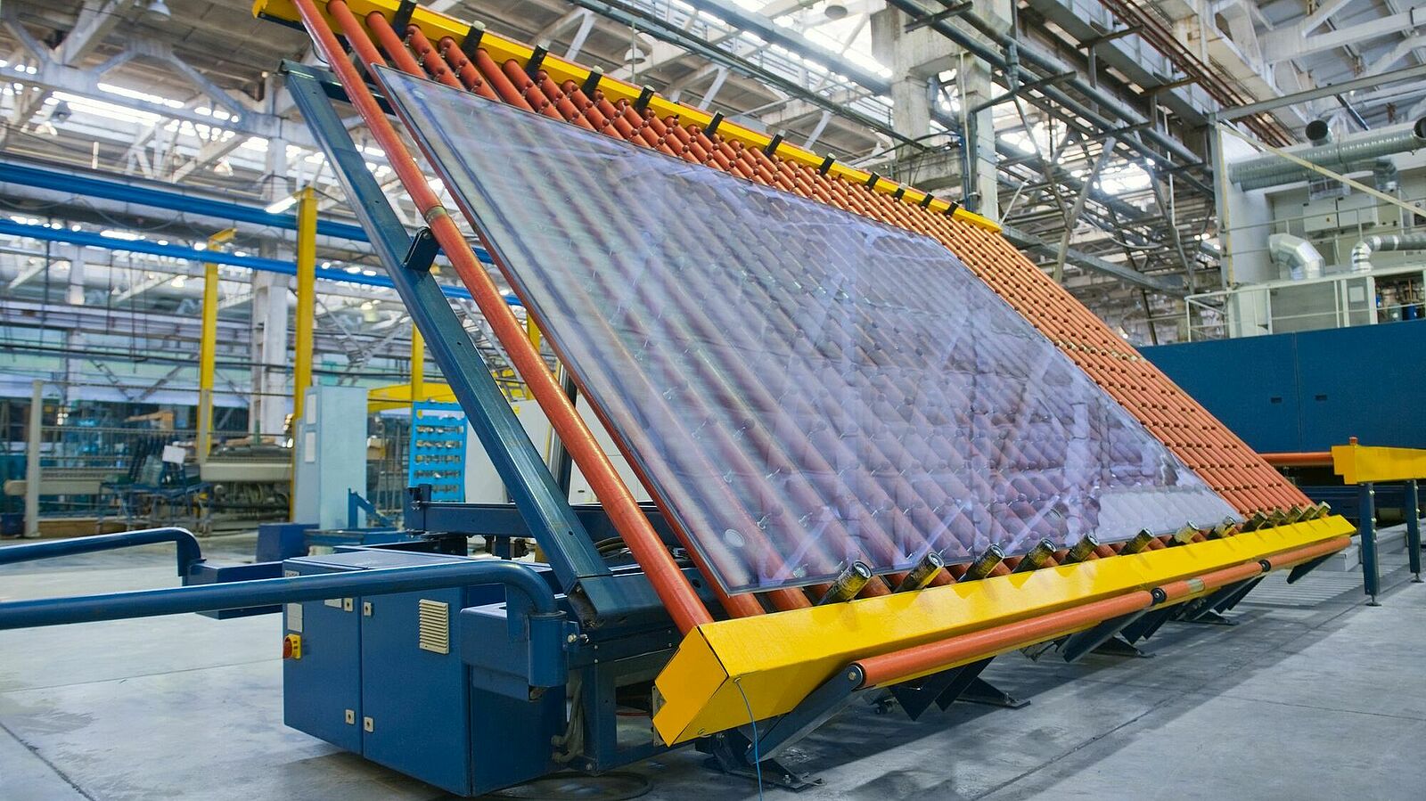 csm_glass_be7e454880